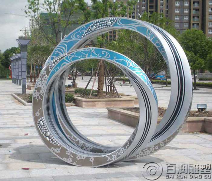 新中式不锈钢雕塑